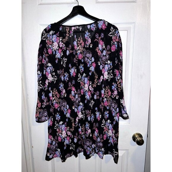 NWOT A WOMAN WITHIN Pleated Floral Beaded Neckline Blouse Plus Size 1X 22/24 - Picture 8 of 11